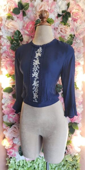 II BLUSA PECHO BORDADO