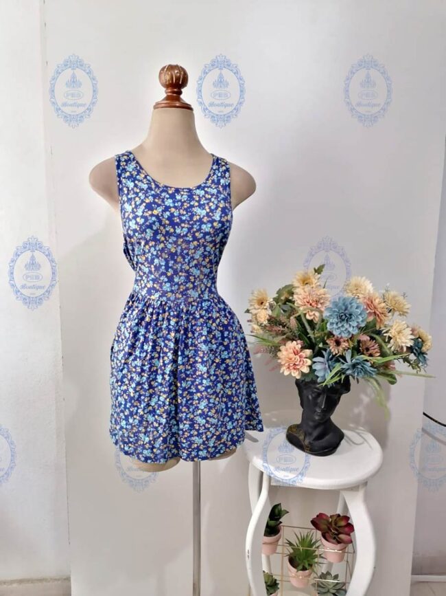 II VESTIDO DE FLORESITAS