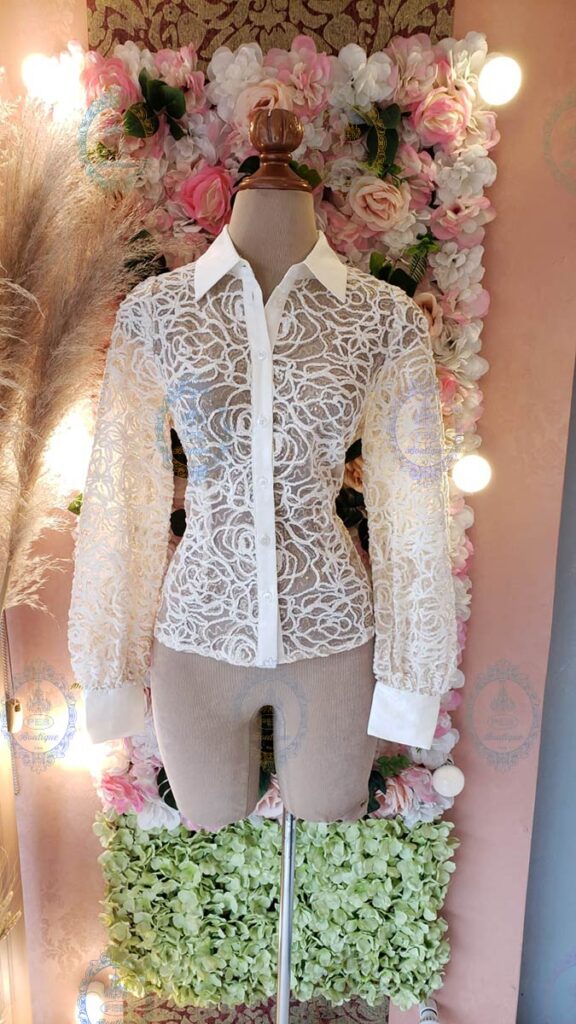 blusa encaje brillos